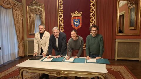 Firma de los presupuestos