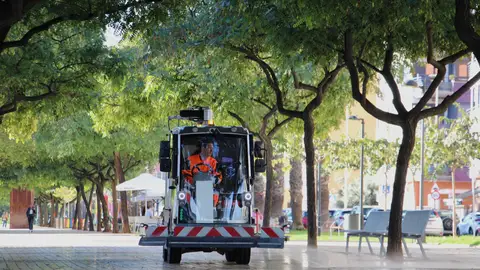 Castellón renueva la maquinaria de limpieza viaria con una inversión de 26 millones de euros Castellón renueva la maquinaria de limpieza viaria con una inversión de 26 millones de euros