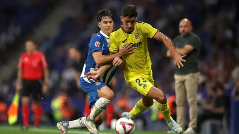 cardona en acción ante el RCD Español cardona en acción ante el RCD Español