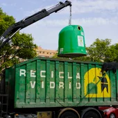 Ecovidrio financia al 100% la recogida y el transporte del contenido del contenedor verde Ecovidrio financia al 100% la recogida y el transporte del contenido del contenedor verde