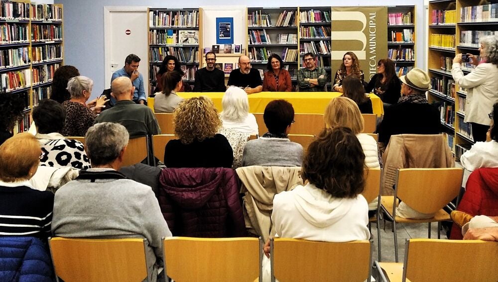 El Club de Lectura de Santa Eulària celebró su 20 aniversario con gran éxito