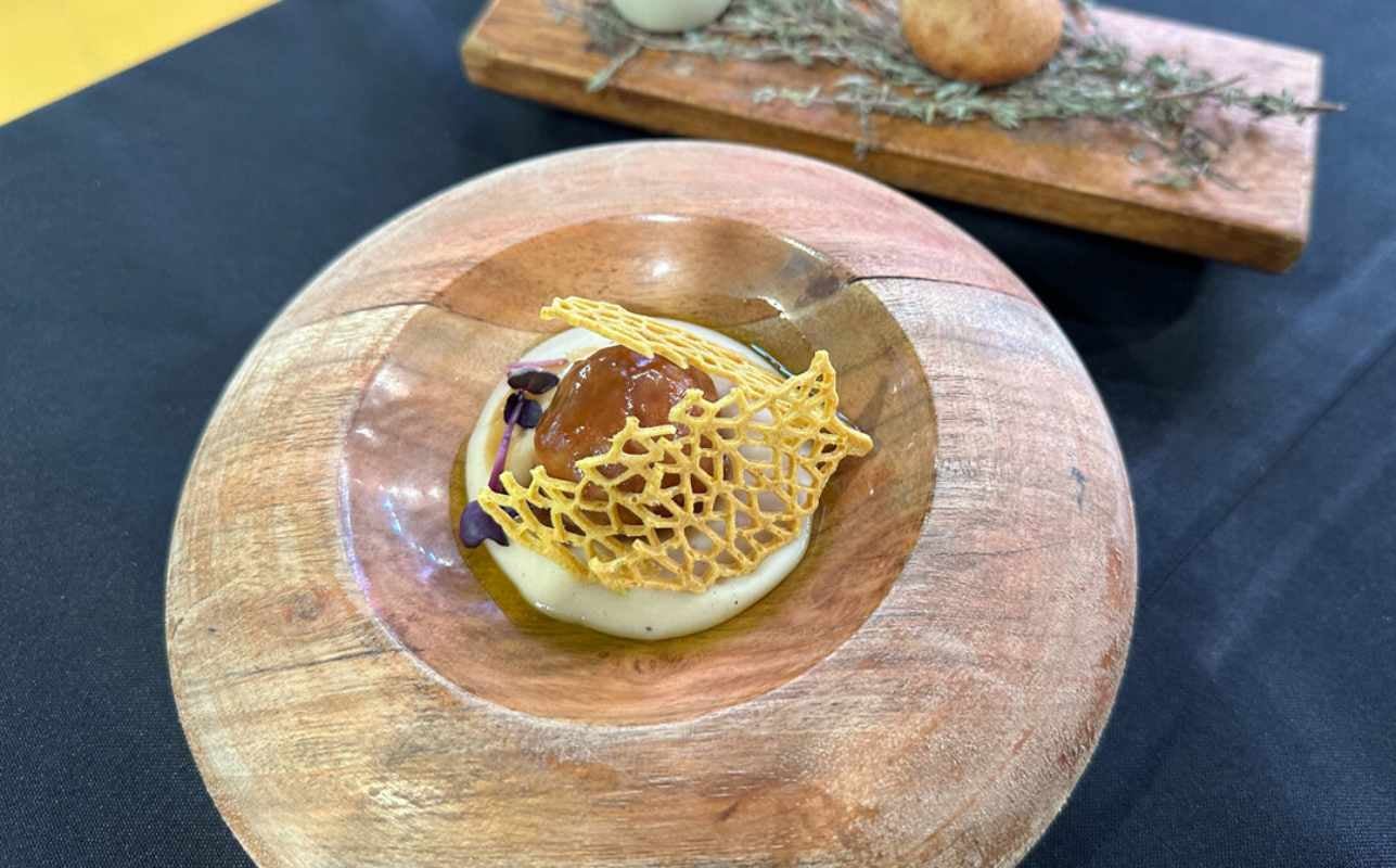 La tapa 'Perdiz, maíz y escabeche' participa esta semana en el concurso Nacional de tapas de Valladolid La tapa 'Perdiz, maíz y escabeche' participa esta semana en el concurso Nacional de tapas de Valladolid