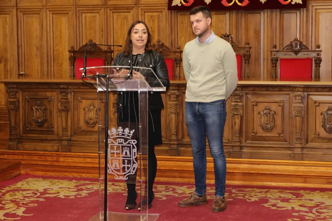 El Ayuntamiento esgrime "irregularidades" en la tramitación del proyecto de las pantallas acústicas para exigir su nulidad y paralización El Ayuntamiento esgrime "irregularidades" en la tramitación del proyecto de las pantallas acústicas para exigir su nulidad y paralización