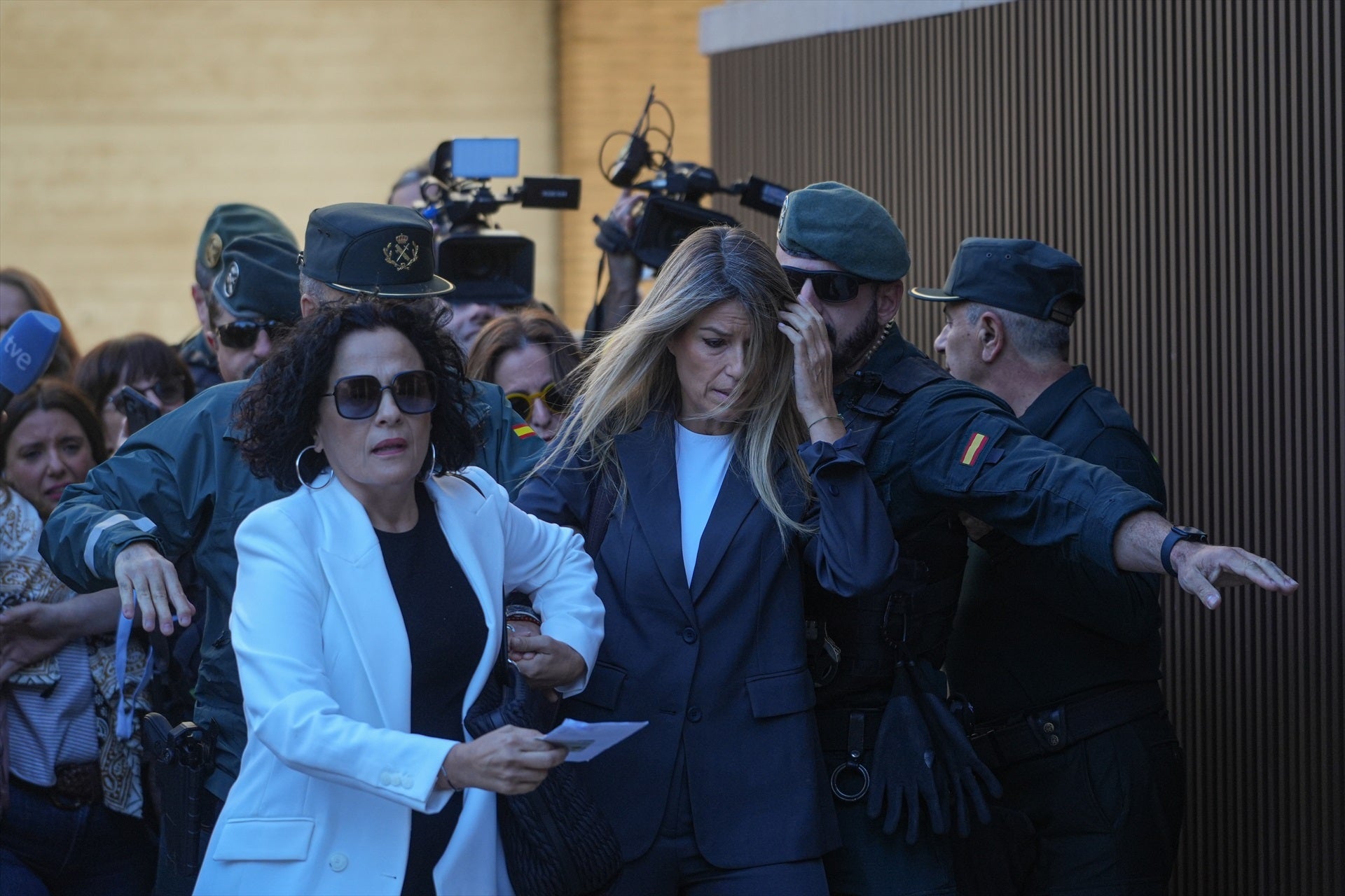 Maribel Vilaplana aseguró a la jueza que Mazón recibió varias llamadas en el Ventorro: "Es lo de siempre, por lo de la foto" Maribel Vilaplana aseguró a la jueza que Mazón recibió varias llamadas en el Ventorro: "Es lo de siempre, por lo de la foto"