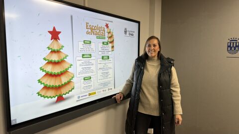 La concejala de Educaci&oacute;n e Infancia, Mar&iacute;a Ojeda ha presentado la Escoleta de Nadal. 