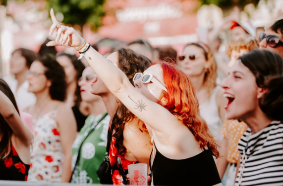 Tras 15 años celebrándose en Benidorm, el Low Festival se despide de la ciudad Tras 15 años celebrándose en Benidorm, el Low Festival se despide de la ciudad