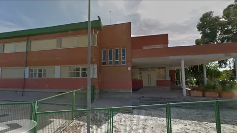 El CEIP Hispanitat de Villajoyosa, único centro de la Marina Baixa en el proyecto ambiental Guardabosc El CEIP Hispanitat de Villajoyosa, único centro de la Marina Baixa en el proyecto ambiental Guardabosc