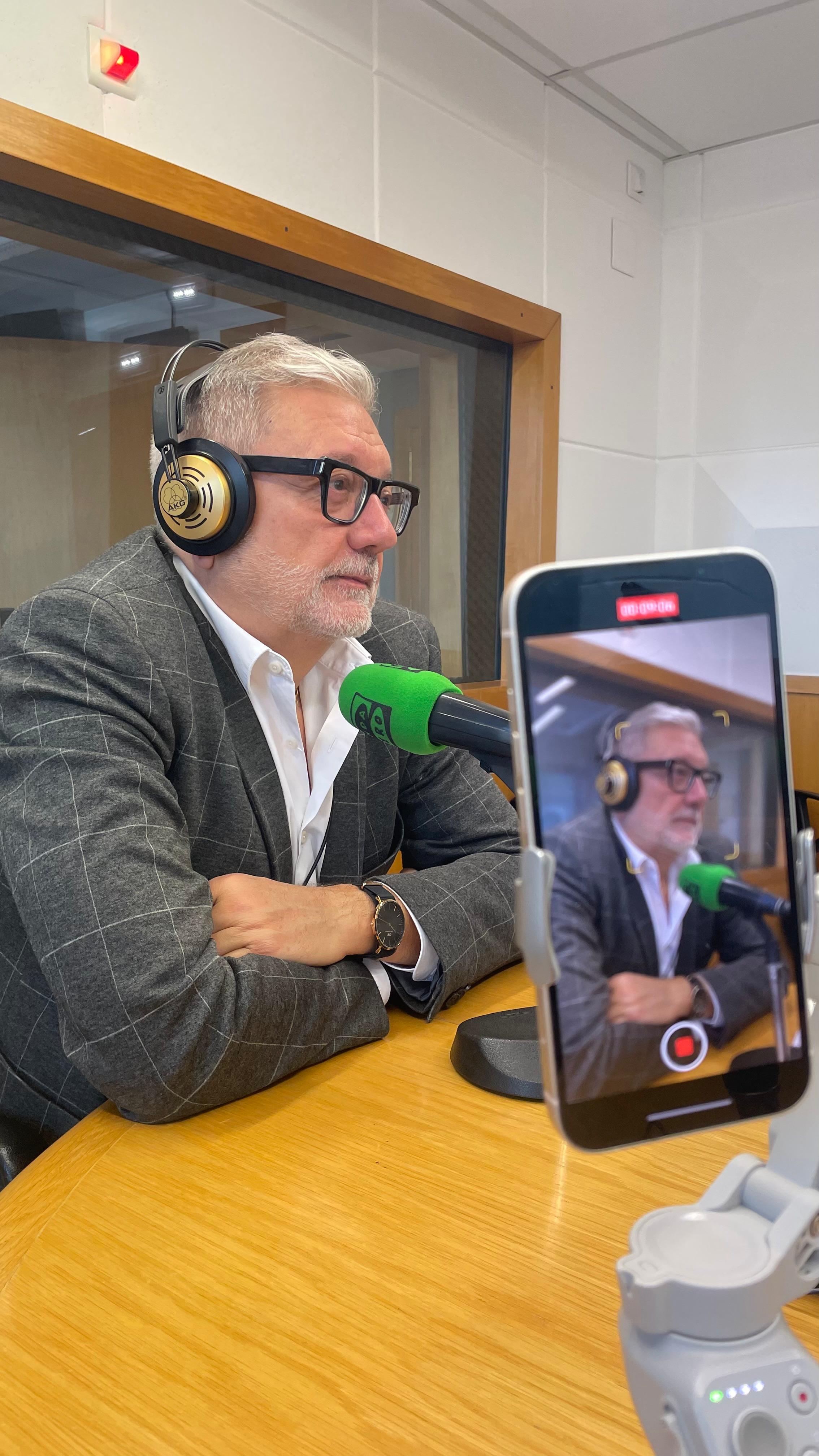 Fèlix Larrosa: “La licitació de l’hotel de l’Estació pot ser la primera fase del Pla de l’Estació" Fèlix Larrosa: “La licitació de l’hotel de l’Estació pot ser la primera fase del Pla de l’Estació"