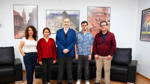 Los investigadores Daniela Navarro, María Salud García Gutiérrez, Jorge Manzanares, Abraham Torregrosa y Francisco Navarrete. Los investigadores Daniela Navarro, María Salud García Gutiérrez, Jorge Manzanares, Abraham Torregrosa y Francisco Navarrete.