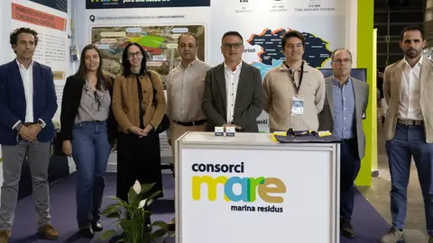 Villajoyosa contiene 27 contenedores de aceite usado Villajoyosa contiene 27 contenedores de aceite usado