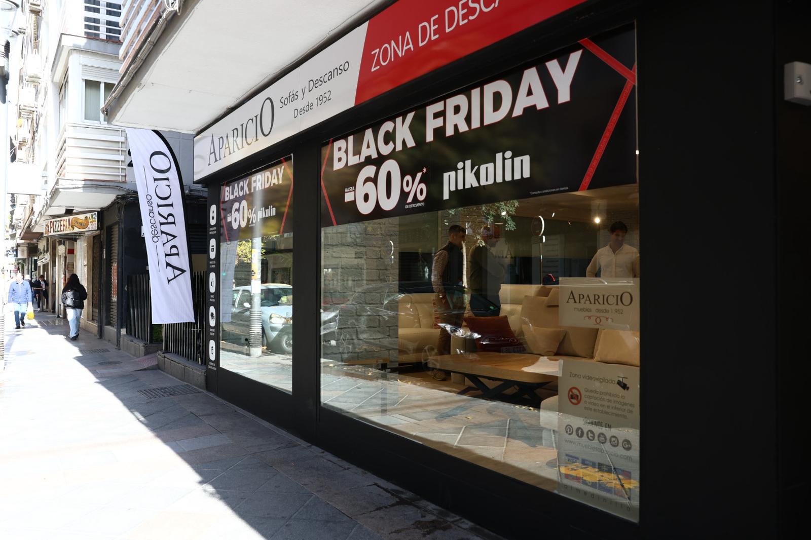 Aparicio Descanso inaugura su quinta tienda en Granada Aparicio Descanso inaugura su quinta tienda en Granada