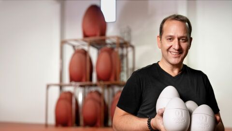 César Langa, con Güevo Wine César Langa, con Güevo Wine