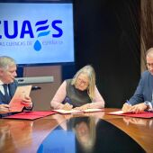 Firman del convenio entre ACUAES y los ayuntamientos de Ciudad Real y Miguelturra
