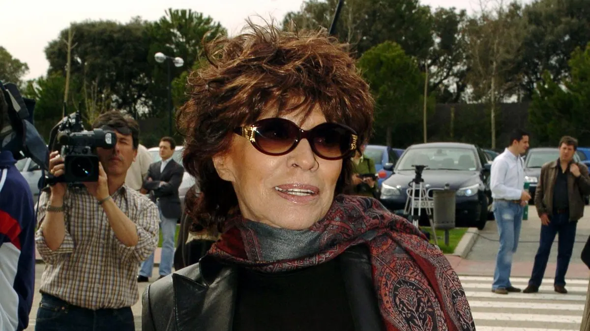 La Policía investiga la posible muerte violenta de la cantante Encarnita Polo en una residencia de Ávila | Onda Cero Radio