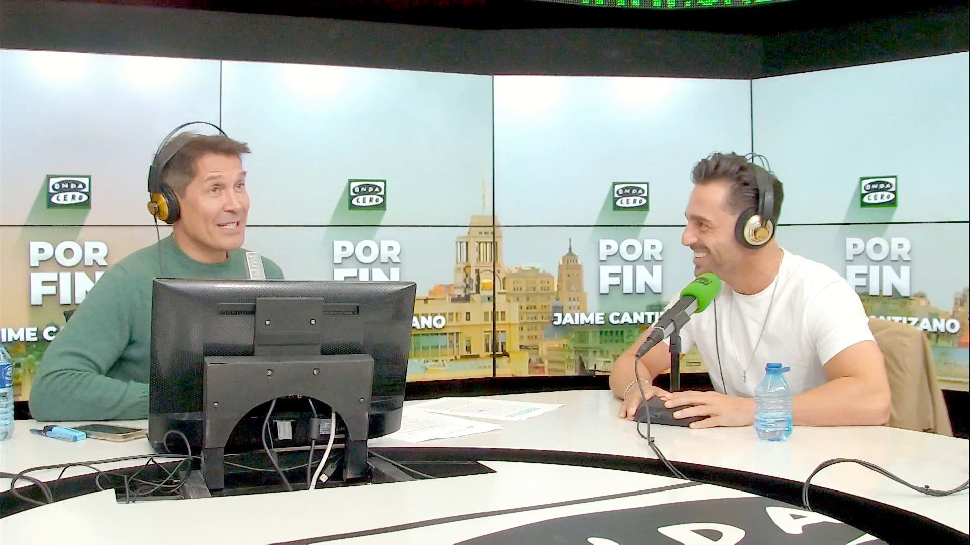 David Bustamante, presenta 'Inédito': "Si yo me perdono, ¿Quiénes son los demás para juzgarme?" David Bustamante, presenta 'Inédito': "Si yo me perdono, ¿Quiénes son los demás para juzgarme?"