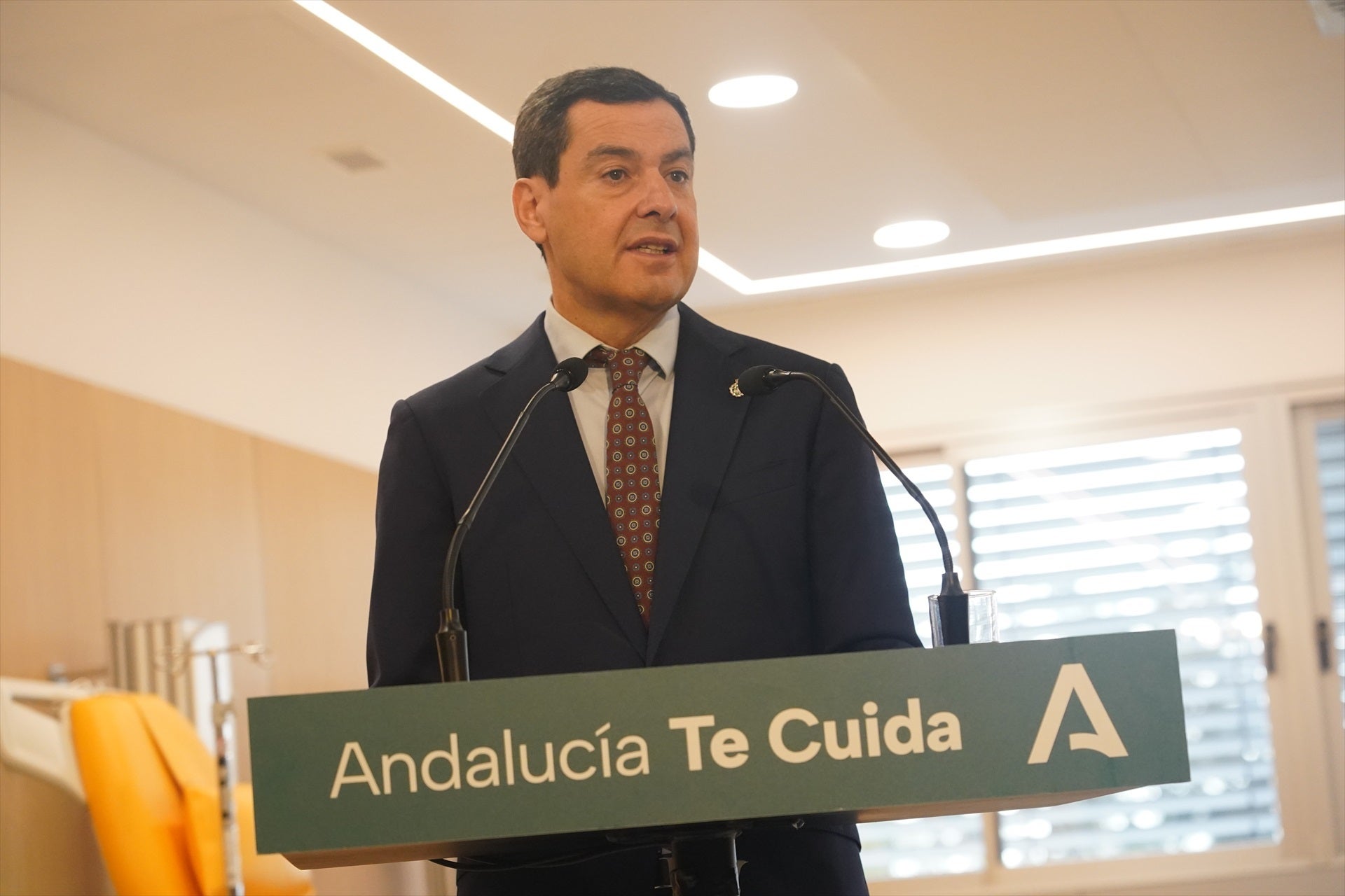 El requerimiento de la Junta a Amama vuelve a enfrentar al Gobierno central y al andaluz El requerimiento de la Junta a Amama vuelve a enfrentar al Gobierno central y al andaluz