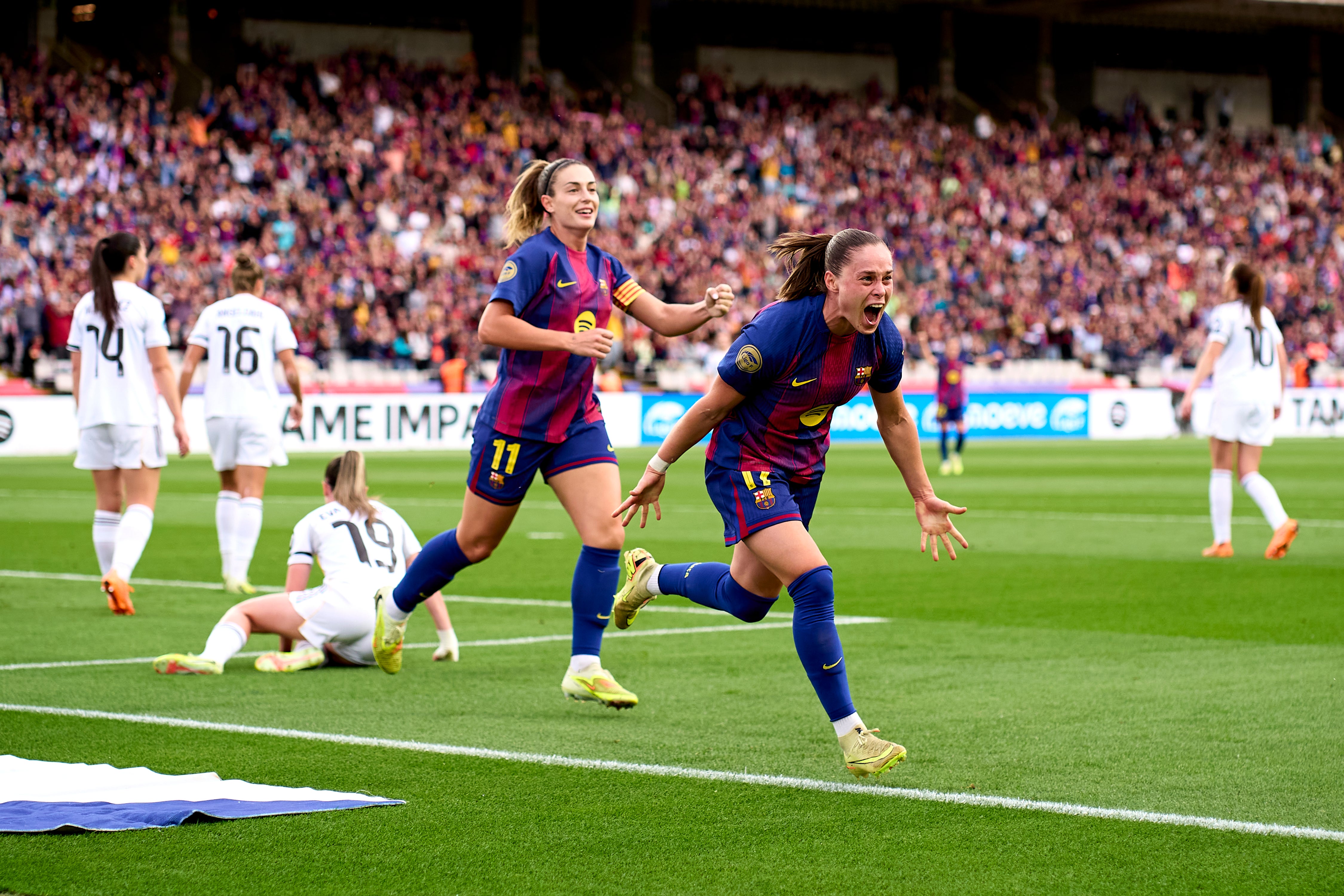 El Barça femenino golea al Real Madrid y se lleva el primer clásico de la temporada El Barça femenino golea al Real Madrid y se lleva el primer clásico de la temporada