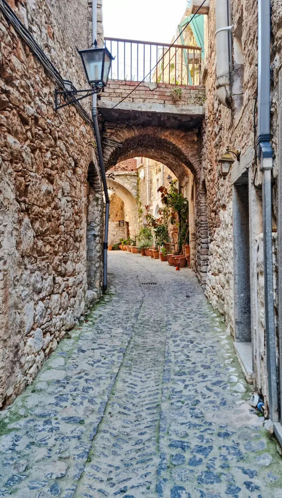 Típica calle en Mesta, isla de Quíos Típica calle en Mesta, isla de Quíos