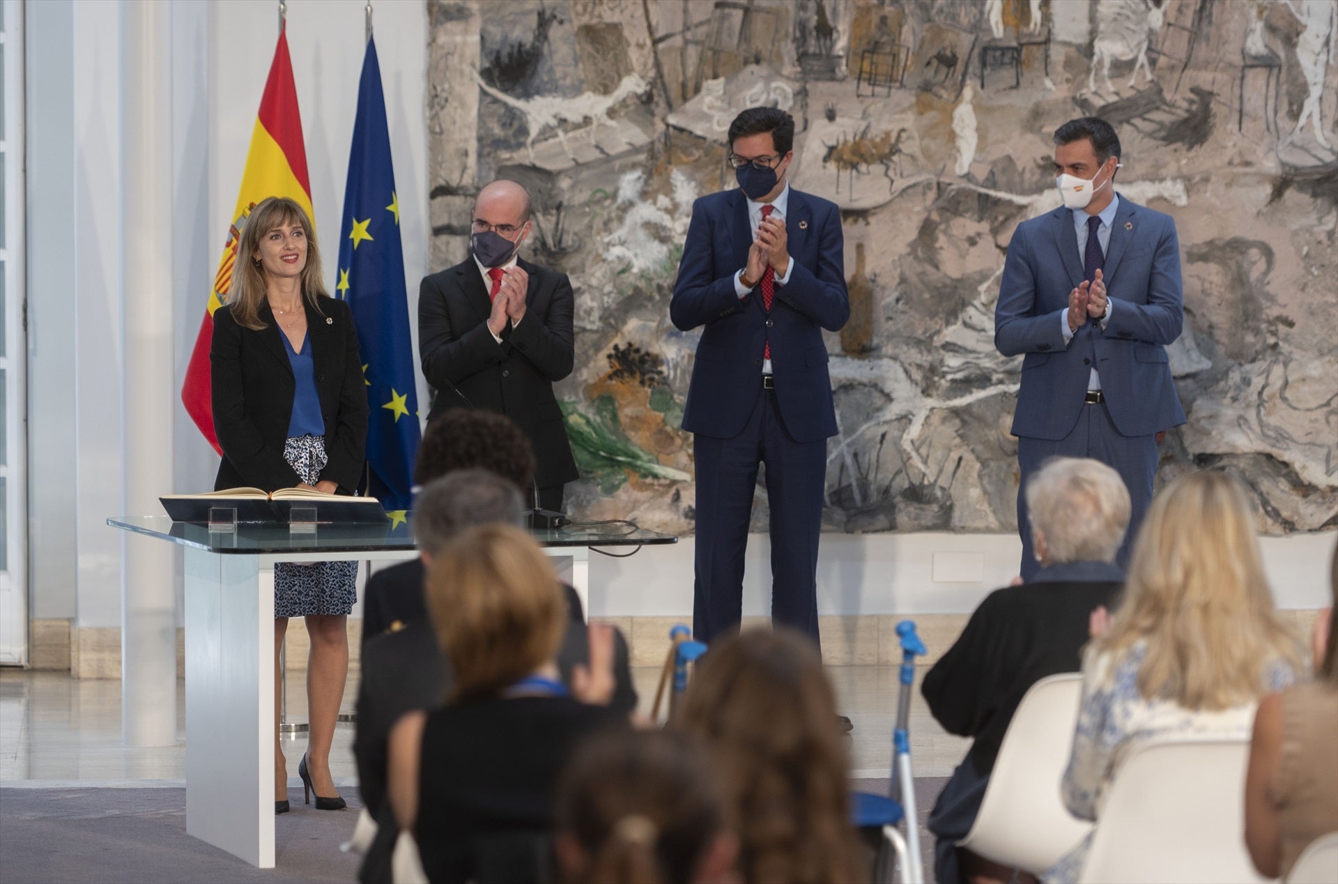 El juez Peinado archiva la causa de la secretaria general de Presidencia por la contratación de la asesora de Begoña Gómez El juez Peinado archiva la causa de la secretaria general de Presidencia por la contratación de la asesora de Begoña Gómez