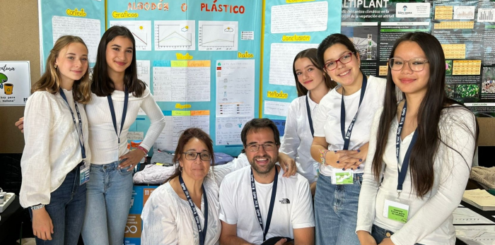 Cinco alumnas del IES Sierra de Guara, premiadas en el concurso internacional Ciencia en Acción Cinco alumnas del IES Sierra de Guara, premiadas en el concurso internacional Ciencia en Acción