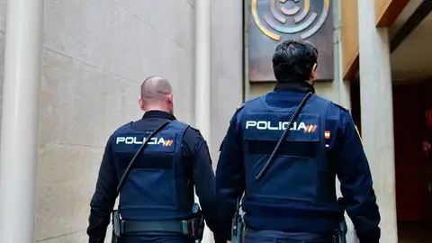 La Policía Nacional detiene al hombre que durante las últimas semanas atacaba de madrugada a mujeres en la zona centro La Policía Nacional detiene al hombre que durante las últimas semanas atacaba de madrugada a mujeres en la zona centro