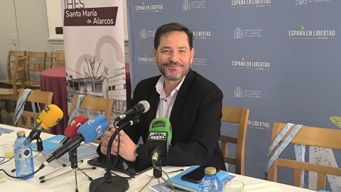 David Broce&ntilde;o durante la rueda de prensa