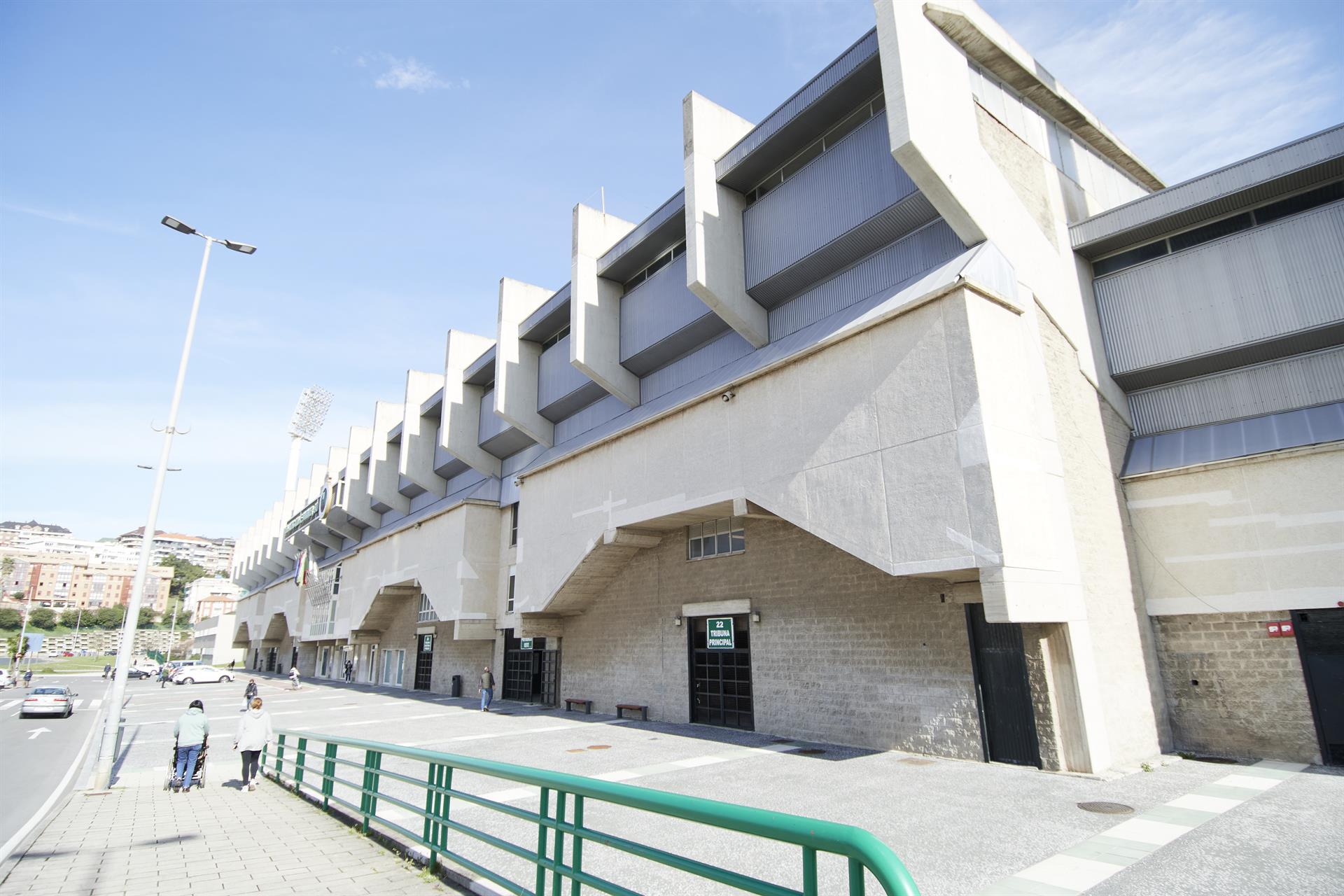 Santander saca hoy a licitación la renovación de la cubierta de los Campos de Sport del Sardinero Santander saca hoy a licitación la renovación de la cubierta de los Campos de Sport del Sardinero