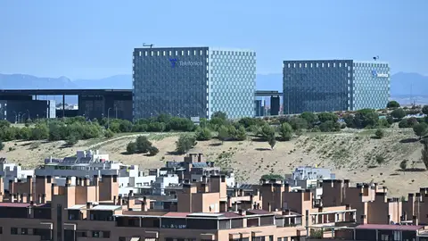 Imagen de archivo del distrito Telefónica en el barrio madrileño de Las Tablas. Imagen de archivo del distrito Telefónica en el barrio madrileño de Las Tablas. EFE/ Fernando Villar