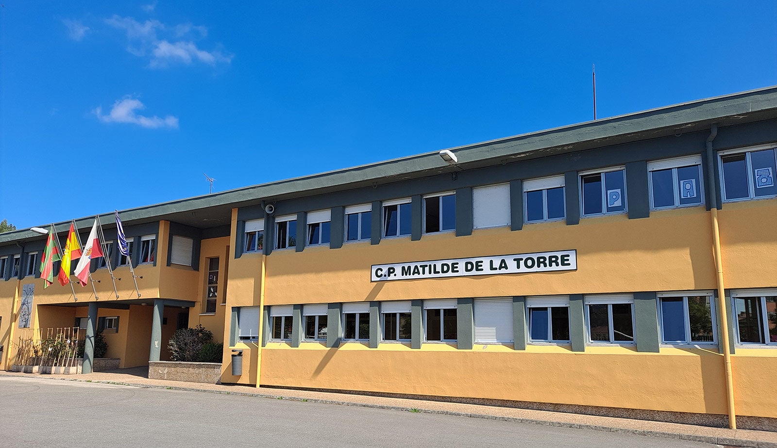 Torrelavega pone en marcha 'Abierto en Vacaciones Navidad 2025' y 'Abierto en Vacaciones para todos' Torrelavega pone en marcha 'Abierto en Vacaciones Navidad 2025' y 'Abierto en Vacaciones para todos'