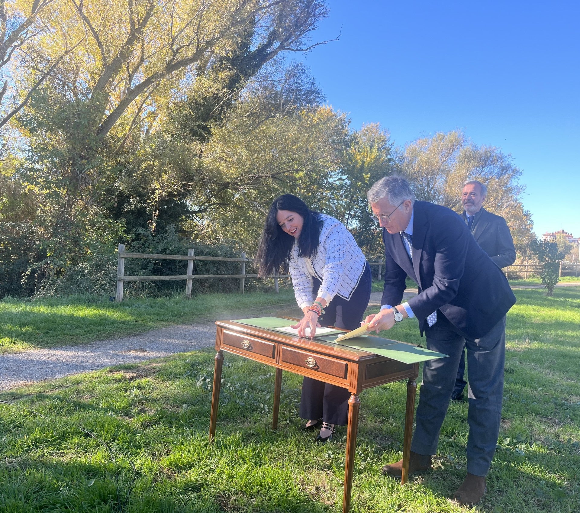 DGA y Ayuntamiento de Huesca impulsan la renaturalización del río Isuela DGA y Ayuntamiento de Huesca impulsan la renaturalización del río Isuela