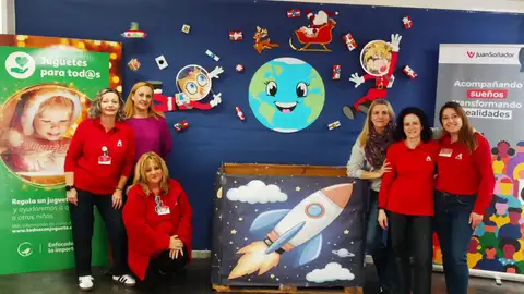 Alcampo impulsa la magia de la Navidad con su nueva campaña solidaria “JUGUETES PARA TOD@S” Alcampo impulsa la magia de la Navidad con su nueva campaña solidaria “JUGUETES PARA TOD@S”