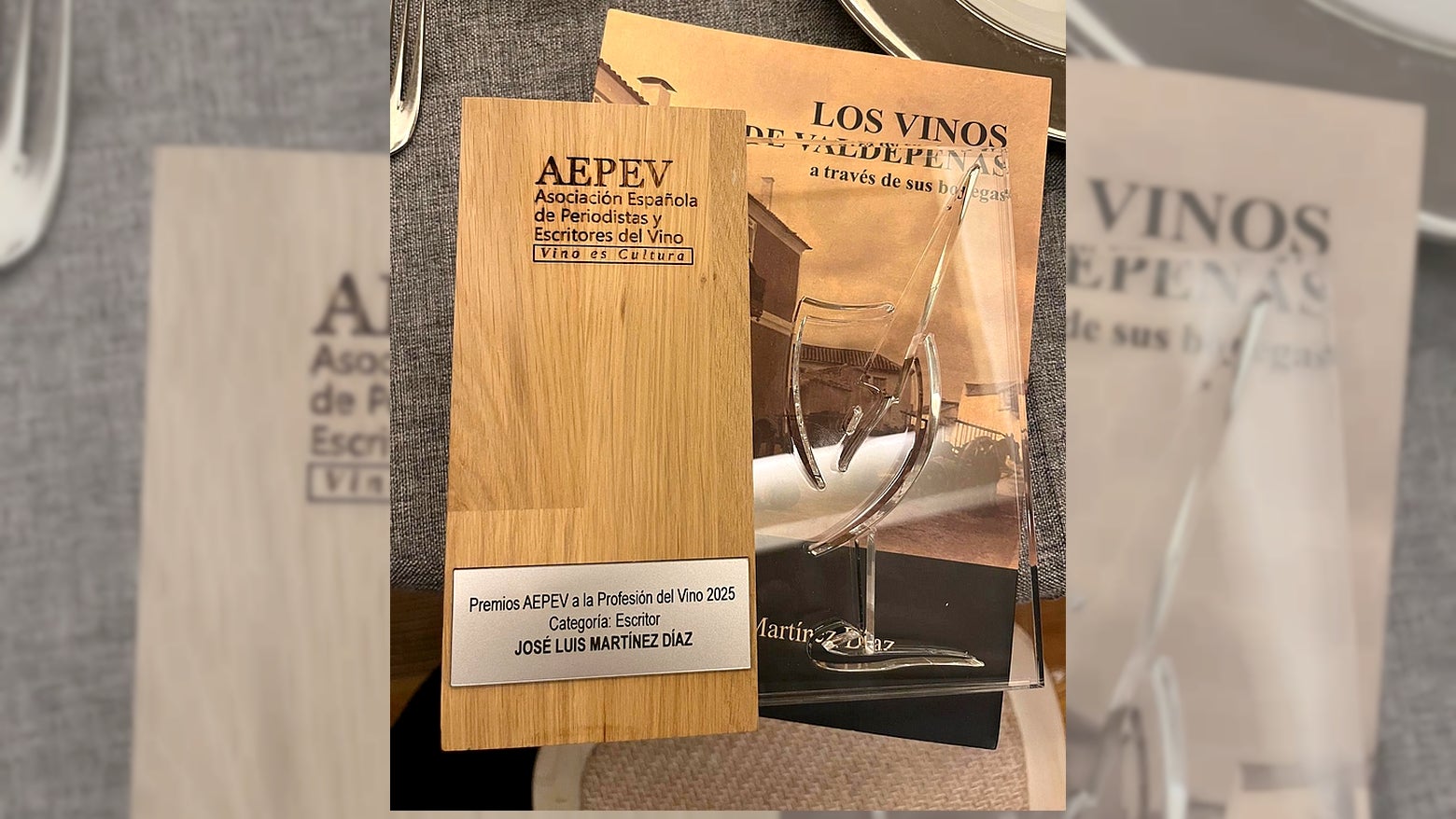 José Luis Martínez se alza con el premio de la Asociación Española de Periodistas y Escritores del Vino José Luis Martínez se alza con el premio de la Asociación Española de Periodistas y Escritores del Vino