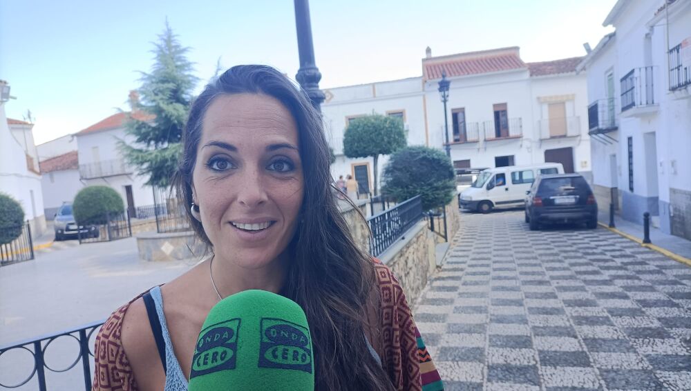 Durante el programa, intervienen vecinas jóvenes que han descubierto en Los Marines un lugar donde disfrutar de mayor calidad de vida.