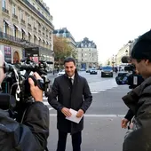 El Lehendakari llama desde París a los Gobiernos francés y español a agilizar los trabajos para la conexión del TAV El Lehendakari llama desde París a los Gobiernos francés y español a agilizar los trabajos para la conexión del TAV