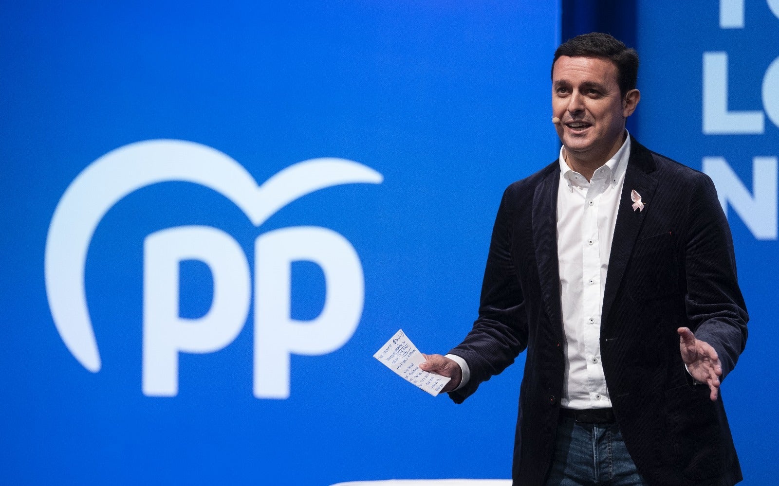 El PP andaluz suspende de militancia al presidente de la Diputación de Almería y al resto de detenidos por el caso mascarillas El PP andaluz suspende de militancia al presidente de la Diputación de Almería y al resto de detenidos por el caso mascarillas