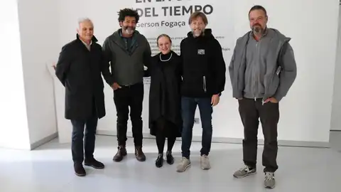 El artista brasileño Gerson Fogaça presenta “En la Curva del Tiempo” en el Centro Cultural Lecrác .