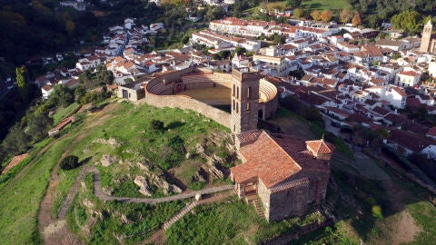 Almonaster la Real est&aacute; en la ruta de la asociaci&oacute;n "Pueblos m&aacute;s bonitos de Espa&ntilde;a".