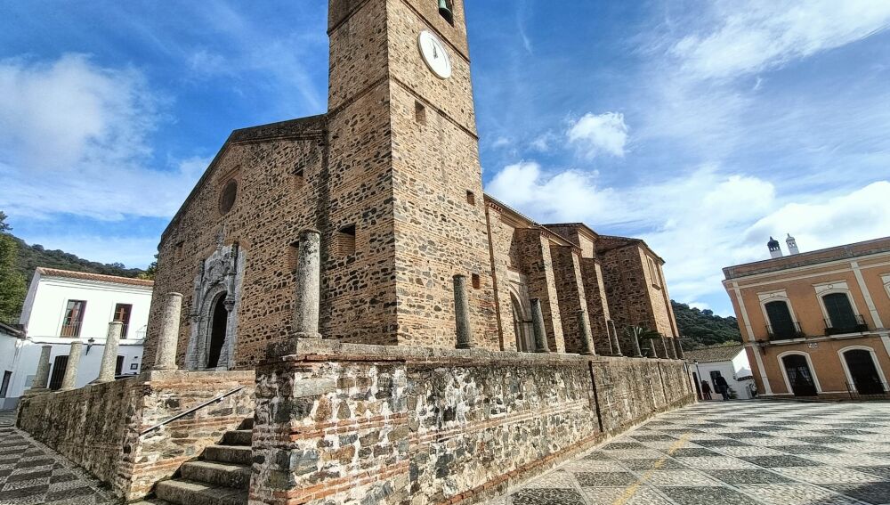 Almonaster la Real, una joya en el corazón de la sierra.