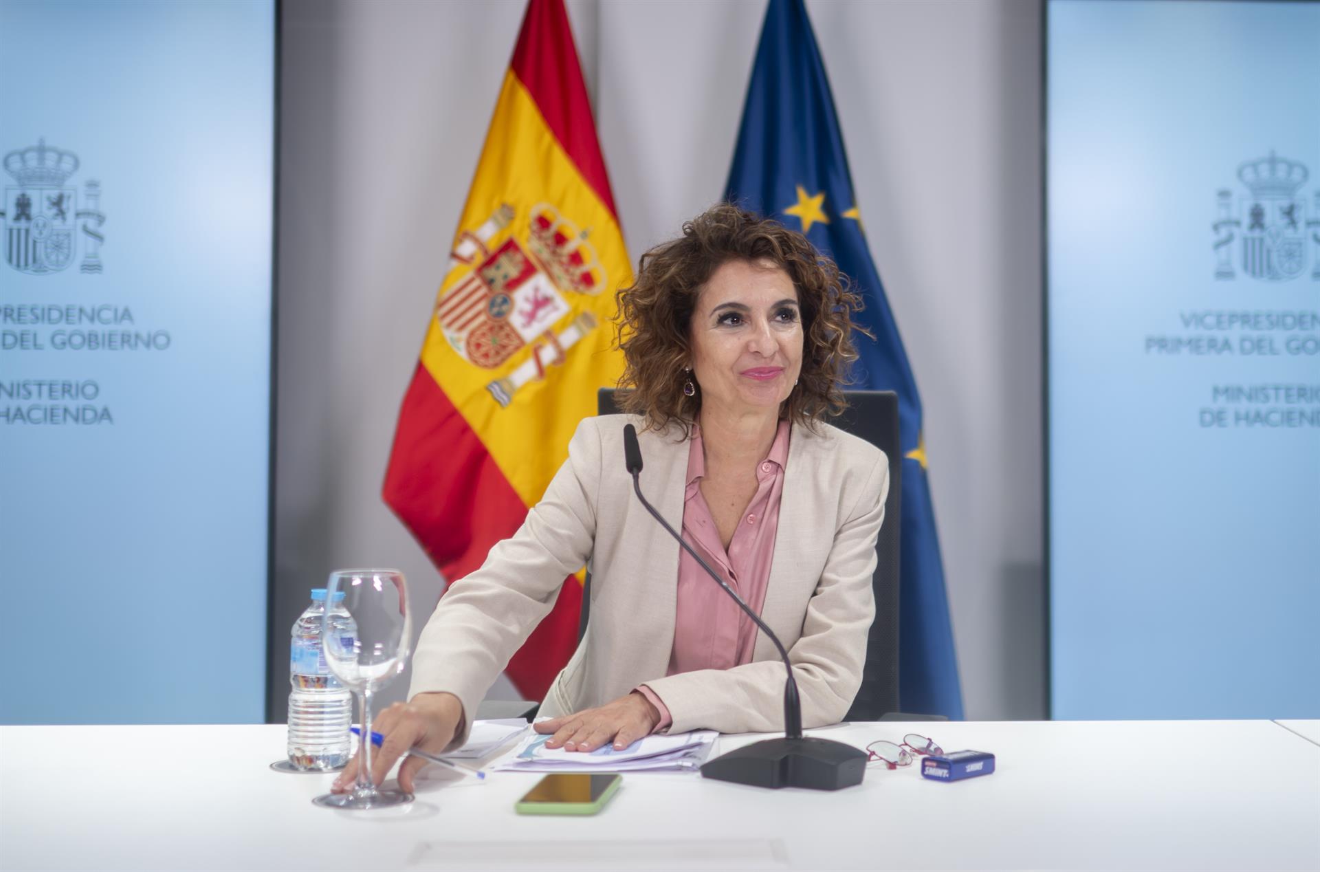 Extremadura recibirá en 2026 las mayores entregas a cuenta de su historia con 4.482 millones de euros, un 7% más Extremadura recibirá en 2026 las mayores entregas a cuenta de su historia con 4.482 millones de euros, un 7% más