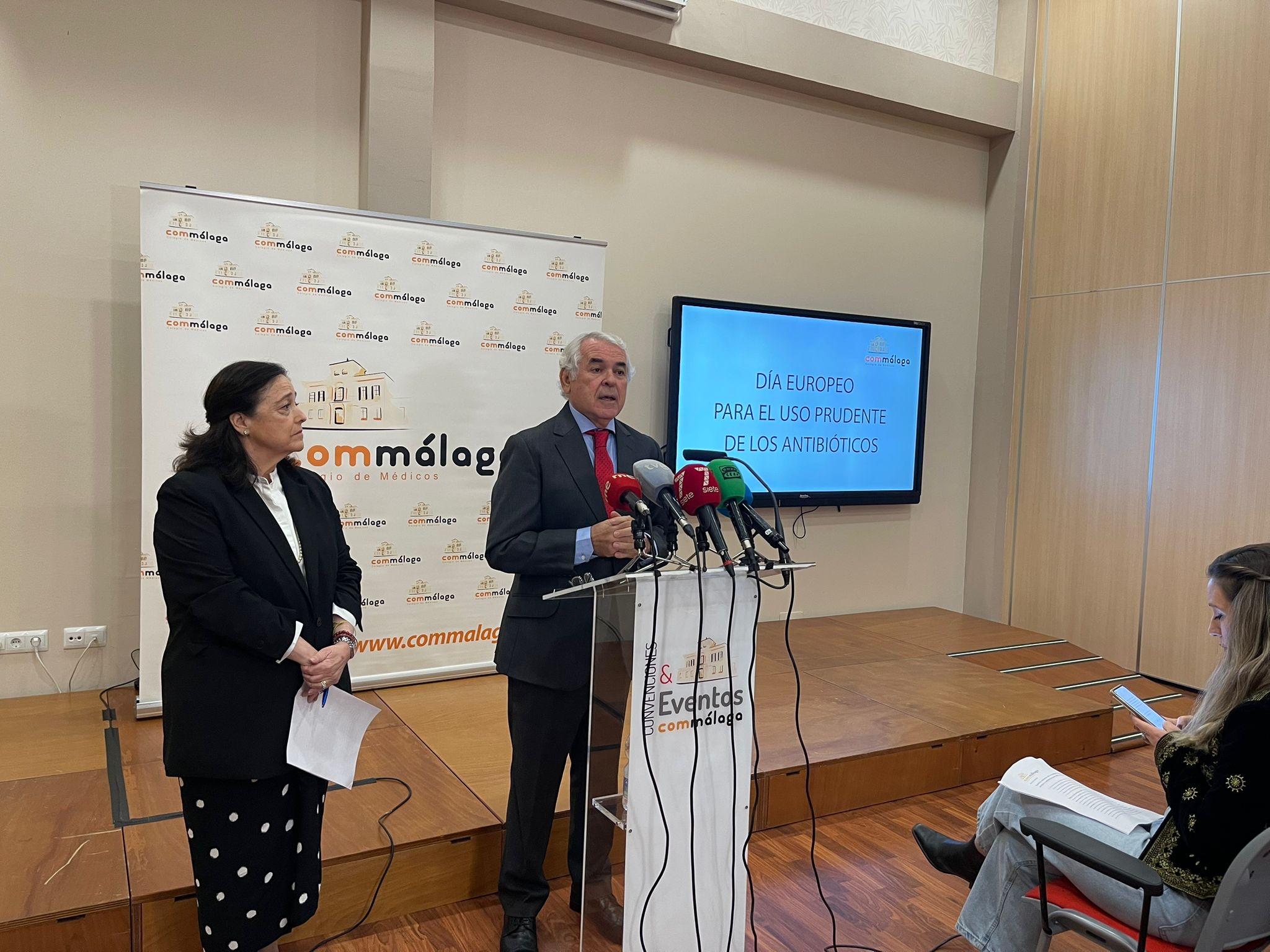 Expertos advierten de la necesidad de detectar las falsas alergias a antibióticos para evitar su resistencia Expertos advierten de la necesidad de detectar las falsas alergias a antibióticos para evitar su resistencia