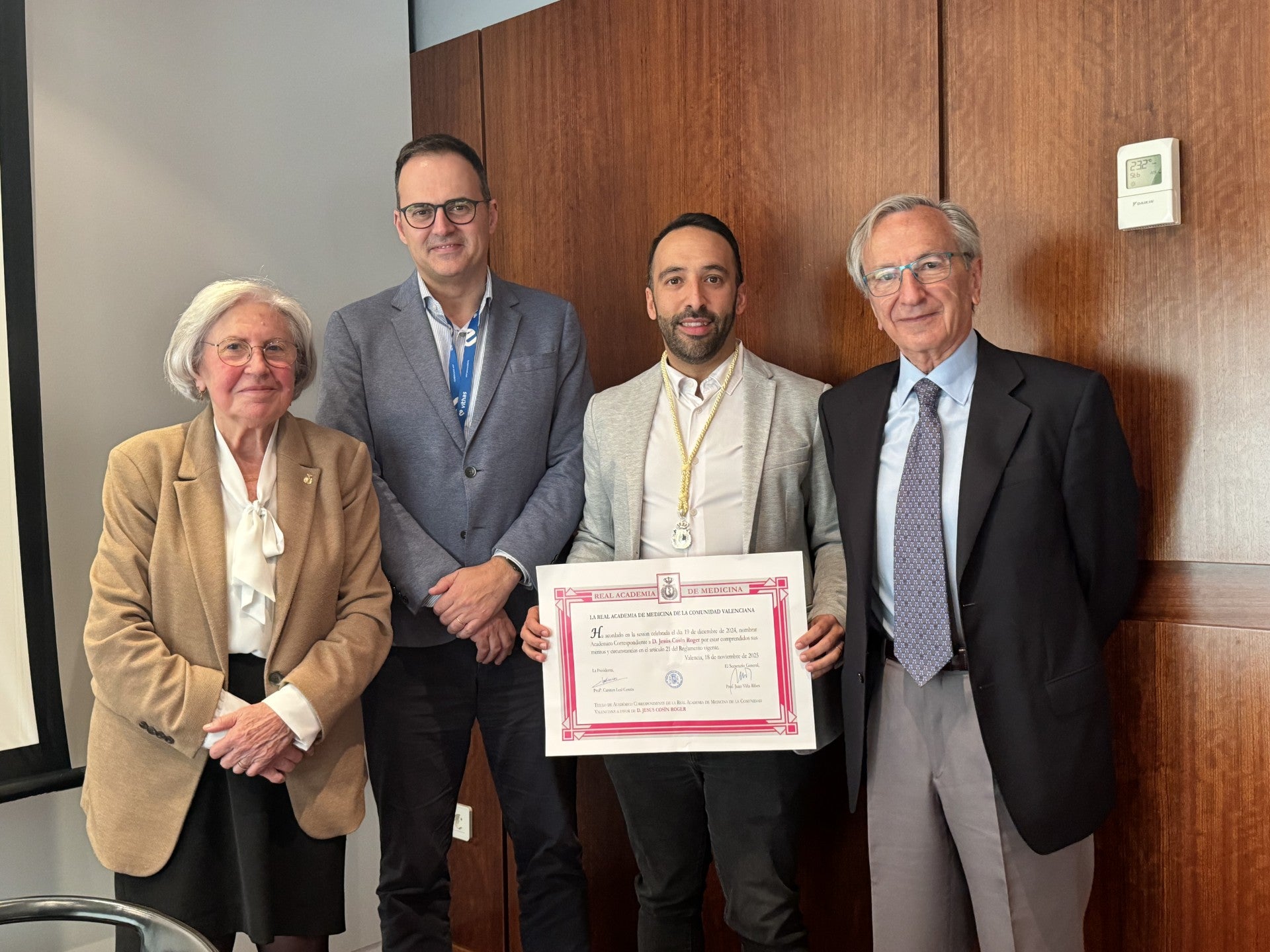 El Hospital Vithas Alicante acoge el acto de entrega del Premio Miguel Pérez-Mateo El Hospital Vithas Alicante acoge el acto de entrega del Premio Miguel Pérez-Mateo