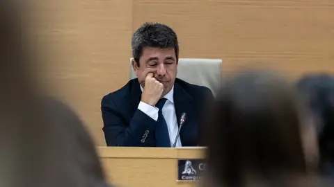 Una experta en lenguaje no verbal analiza la comparecencia de Mazón y ve algo que explicaría su actuación en la DANA: "Es increíble" Una experta en lenguaje no verbal analiza la comparecencia de Mazón y ve algo que explicaría su actuación en la DANA: "Es increíble"