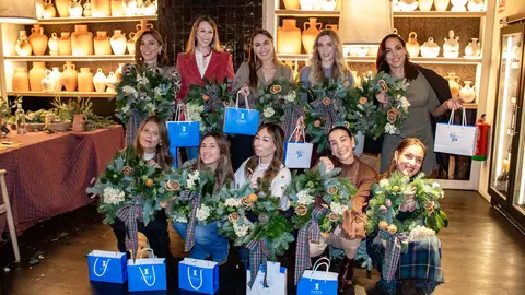 Aurea Clinic celebra la llegada de la Navidad con un evento exclusivo que une belleza, arte y gastronomía en Sevilla Aurea Clinic celebra la llegada de la Navidad con un evento exclusivo que une belleza, arte y gastronomía en Sevilla