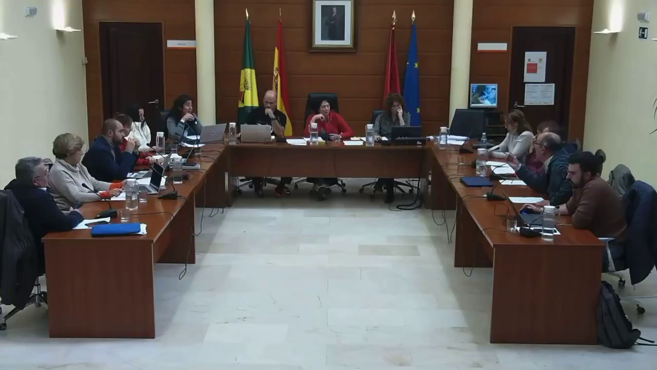 Un concejal del PP a otra de Más Madrid en Manzanares El Real: "Ridícula. A callar, que estás más guapa" Un concejal del PP a otra de Más Madrid en Manzanares El Real: "Ridícula. A callar, que estás más guapa"