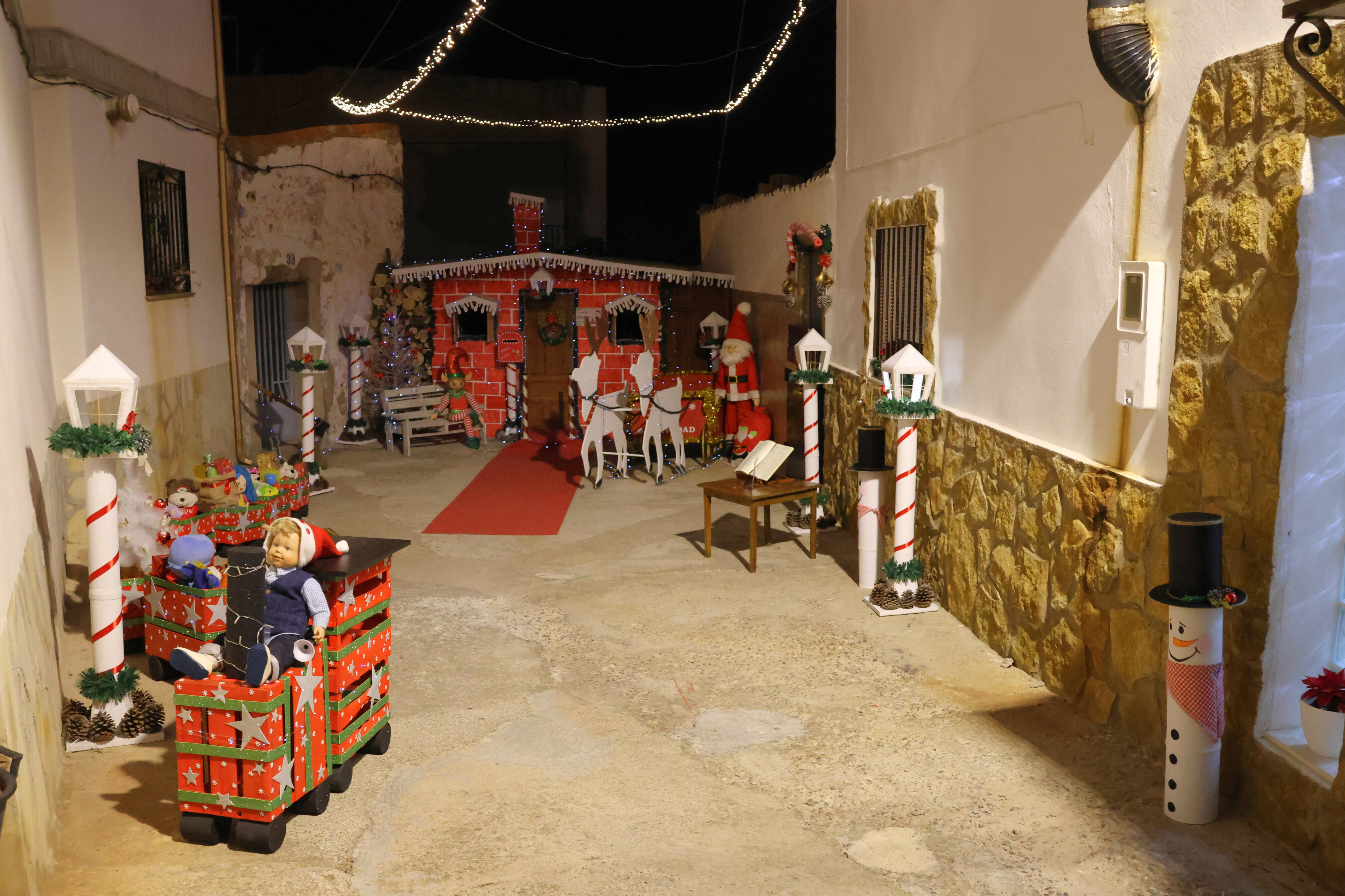 La Navidad en Onda tiene premios de hasta 900 euros con la IV edición del concurso de decoración navideña La Navidad en Onda tiene premios de hasta 900 euros con la IV edición del concurso de decoración navideña