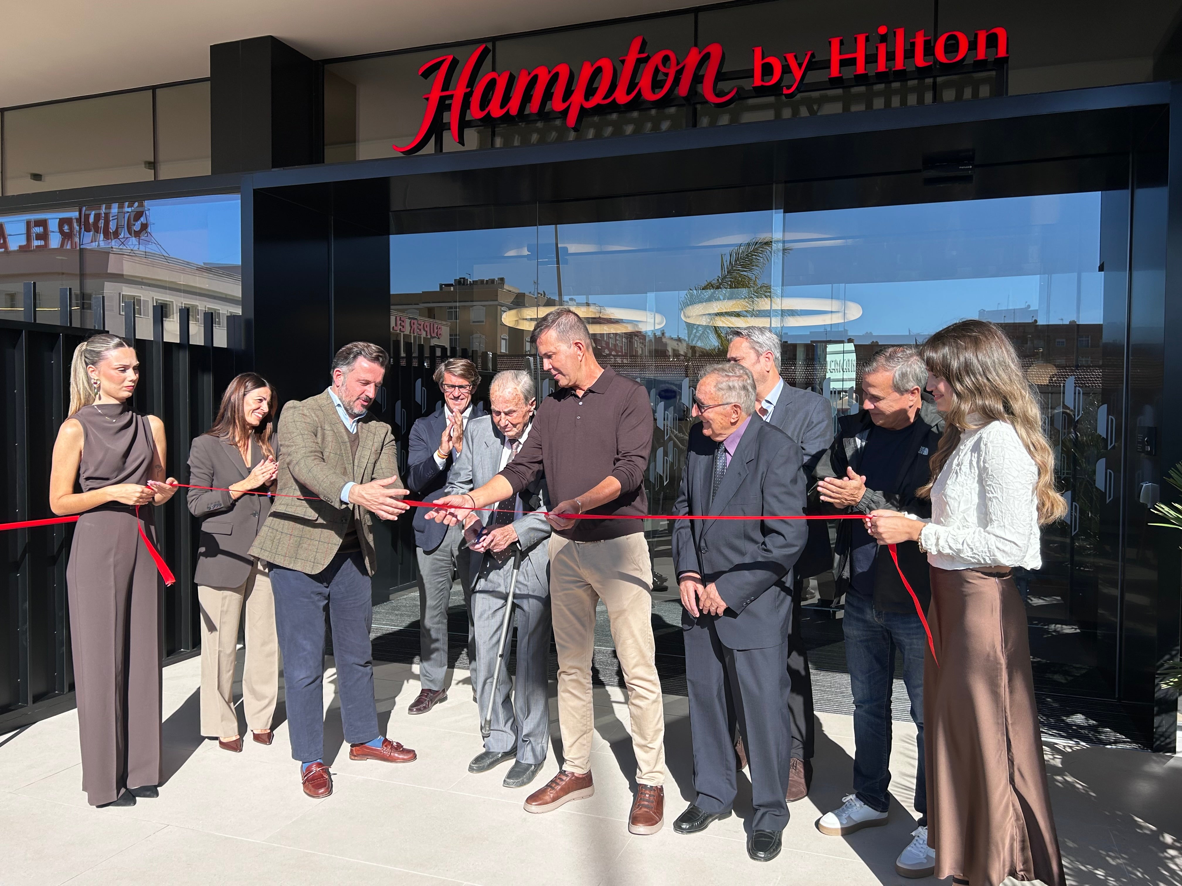 Elche suma un nuevo hotel en el Altet y el alcalde Pablo Ruz incide en la necesidad de la llegada de más Elche suma un nuevo hotel en el Altet y el alcalde Pablo Ruz incide en la necesidad de la llegada de más