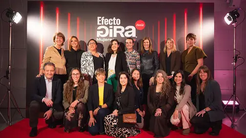 Las valencianas Diana de Arias y Sandra Bombillar, ganadoras en la novena edición de GIRA Mujeres Las valencianas Diana de Arias y Sandra Bombillar, ganadoras en la novena edición de GIRA Mujeres