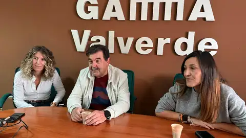 Rocío, Alfonso y Alicia Valverde, e Gamma Valverde y Valverde Hermanos Rocío, Alfonso y Alicia Valverde, e Gamma Valverde y Valverde Hermanos