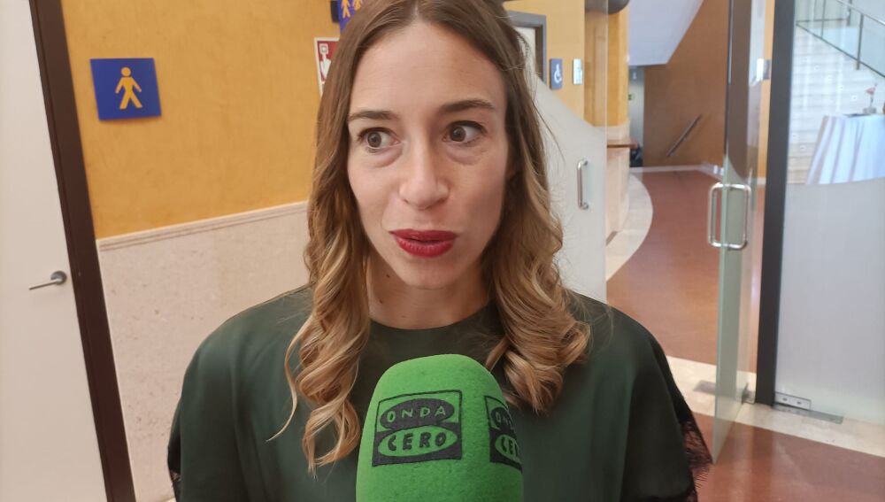 La deportista Laura García Caro, antes de recoger el máximo galardón que concede la Diputación de Huelva.