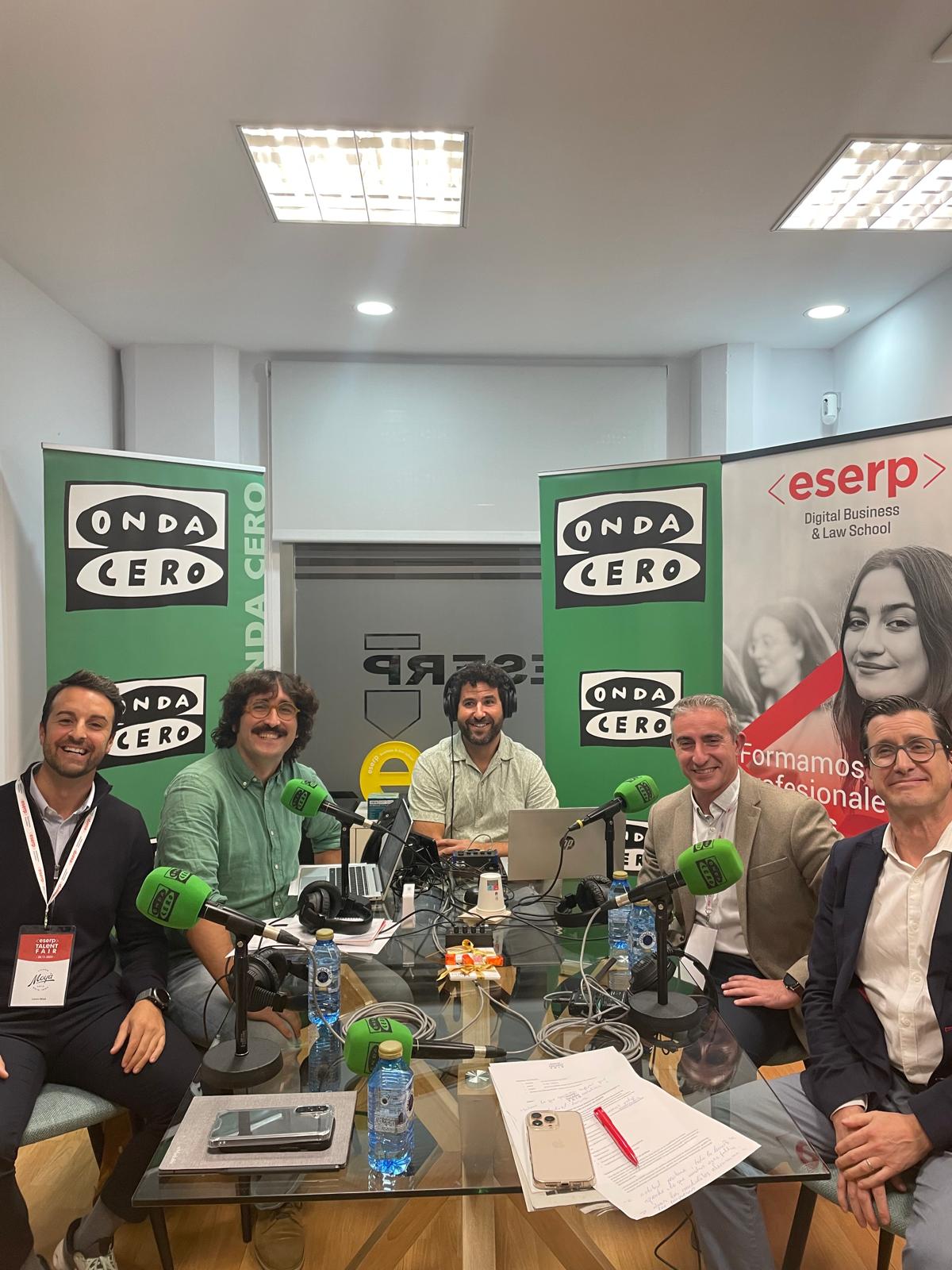 Directivos de Baleares: "Para contratar buscamos actitud positiva, lo demás, se aprende" Directivos de Baleares: "Para contratar buscamos actitud positiva, lo demás, se aprende"